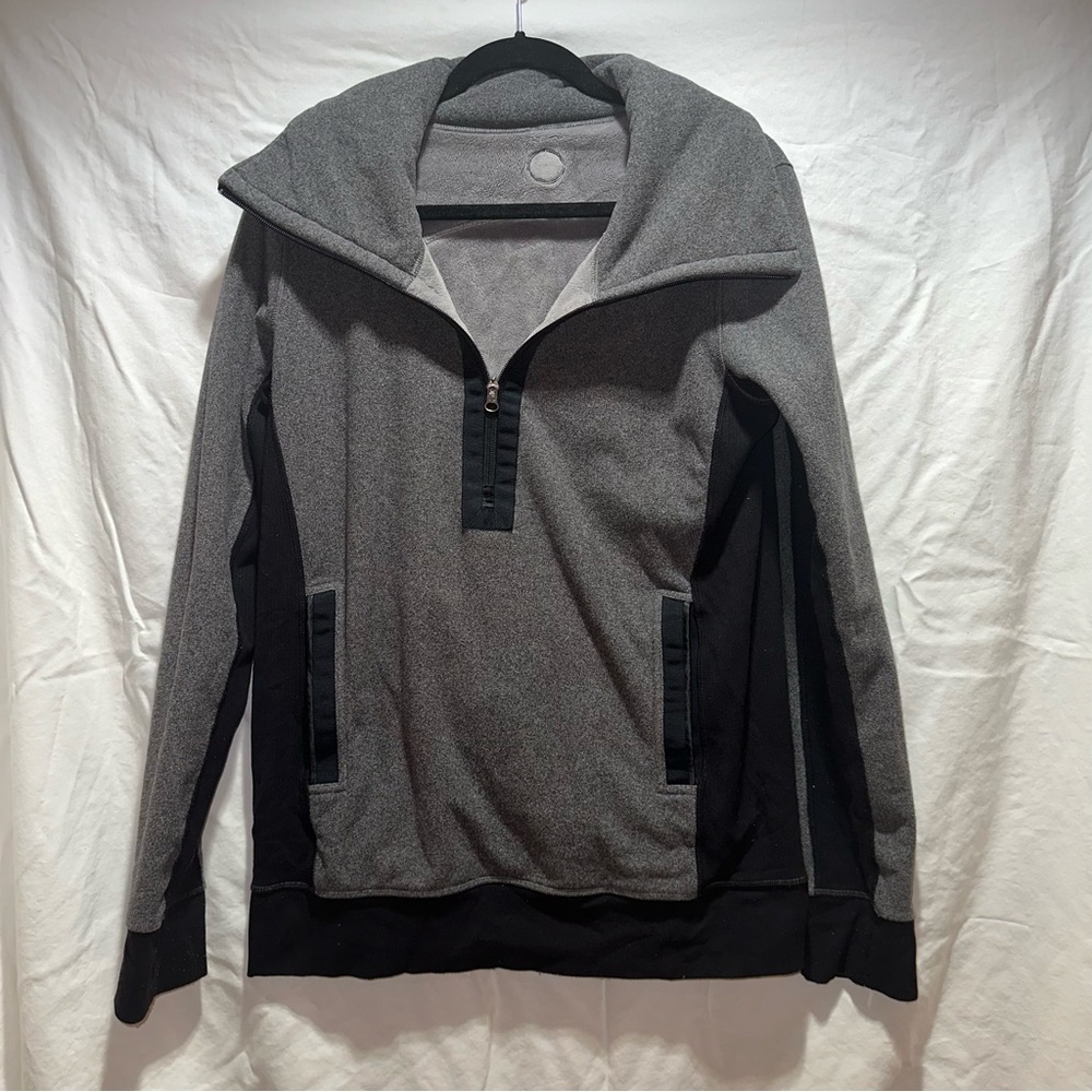 Bundle of Lululemon size 10 clothes